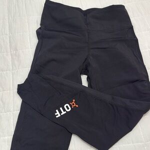 Orangetheory black leggings